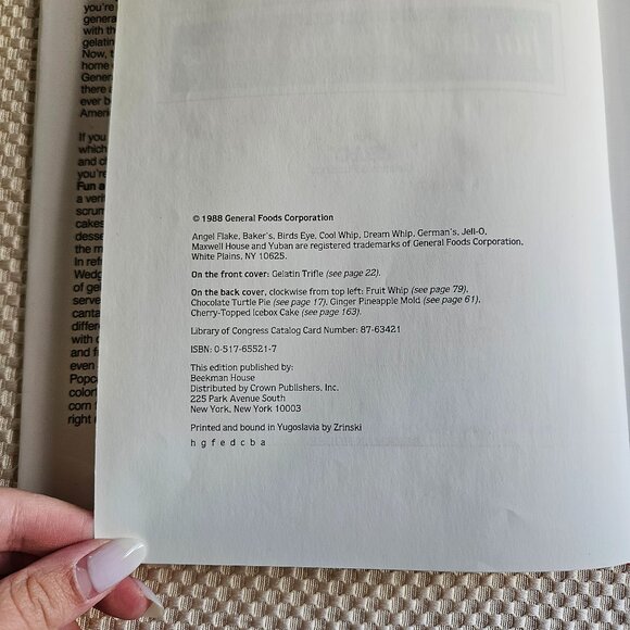 Jell-O Fun and Fabulous Recipes Vintage 1988 Hardcover Cookbook - Picture 2 of 12